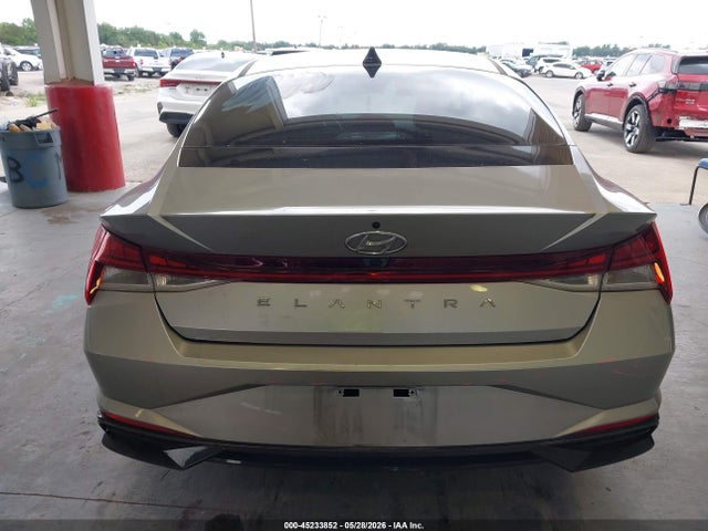 45233852 :رقم المزاد ، 5NPLN4AG5MH012199 vin ، 2021 Hyundai Elantra Sel مزاد بيع