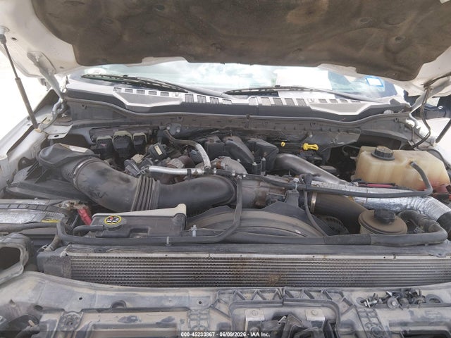 45233867 :رقم المزاد ، 1FD0X5HT0HEB62714 vin ، 2017 Ford F-550 Chassis Xl مزاد بيع