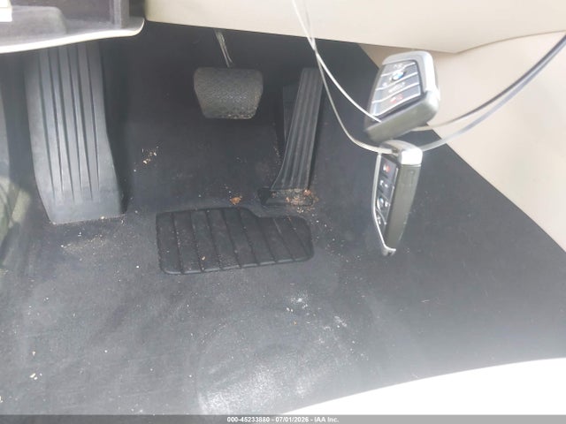45233880 :رقم المزاد ، WBAJA5C54JWA36519 vin ، 2018 Bmw 530i مزاد بيع