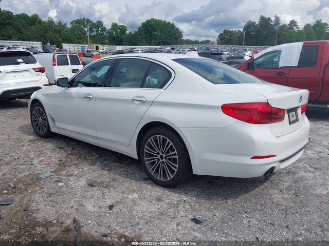 45233880 :رقم المزاد ، WBAJA5C54JWA36519 vin ، 2018 Bmw 530i مزاد بيع