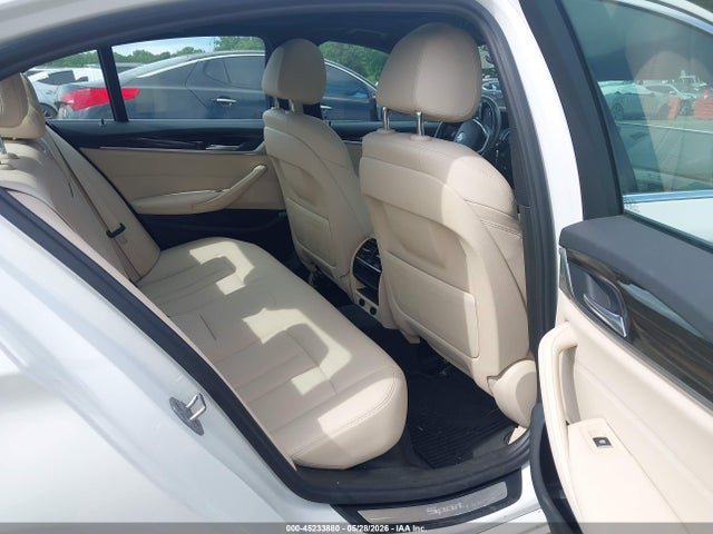 45233880 :رقم المزاد ، WBAJA5C54JWA36519 vin ، 2018 Bmw 530i مزاد بيع