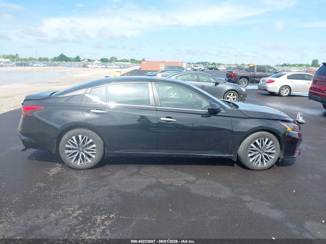 45233887 :رقم المزاد ، 1N4BL4DV5PN335755 vin ، 2023 Nissan Altima Sv Fwd مزاد بيع