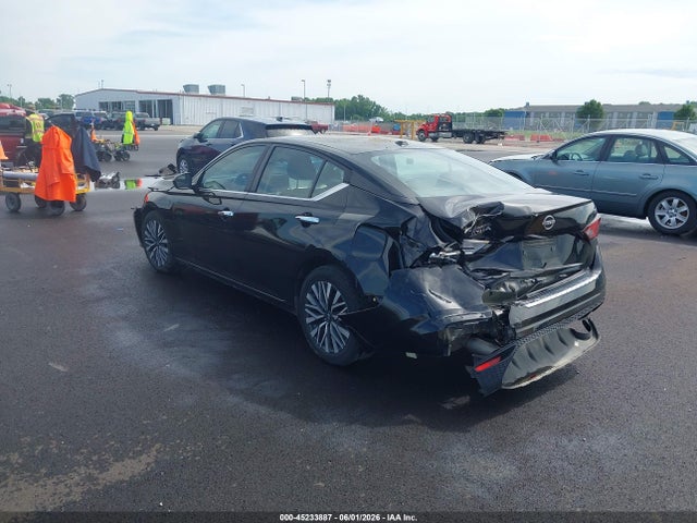 45233887 :رقم المزاد ، 1N4BL4DV5PN335755 vin ، 2023 Nissan Altima Sv Fwd مزاد بيع