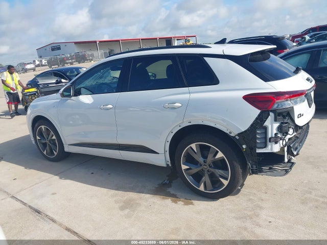 2024 Audi Q4 E-tron Premium Plus 55 Quattro მანქანა იყიდება აუქციონზე, vin: WA1LUBFZ3RP060601, აუქციონის ნომერი: 45233889