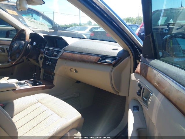 2013 Mercedes-benz E 350 4matic მანქანა იყიდება აუქციონზე, vin: WDDHH8JB9DA738878, აუქციონის ნომერი: 45233901