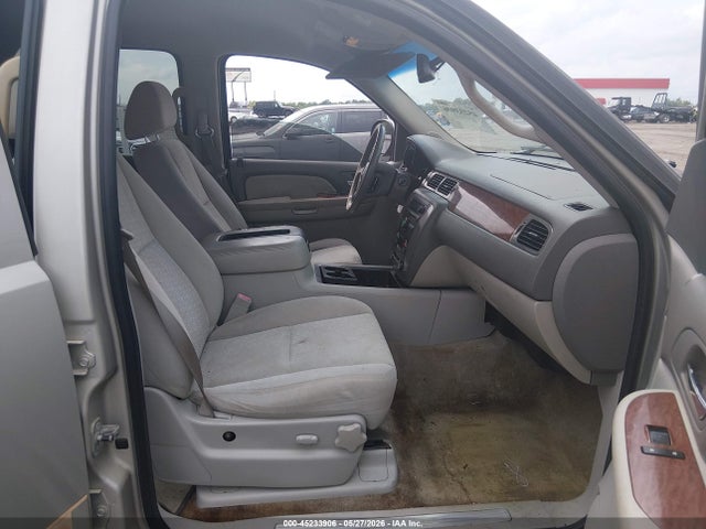45233906 :رقم المزاد ، 1GKFC13J98R164404 vin ، 2008 Gmc Yukon Sle مزاد بيع
