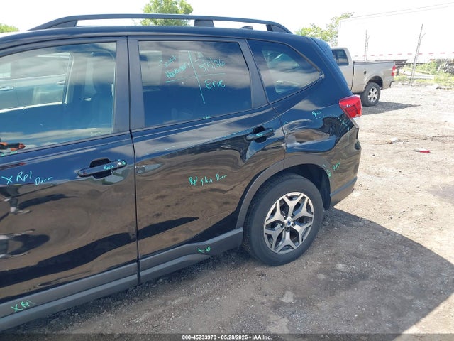 Subaru Forester Premium 2019 JF2SKAEC6KH407676 Image 12