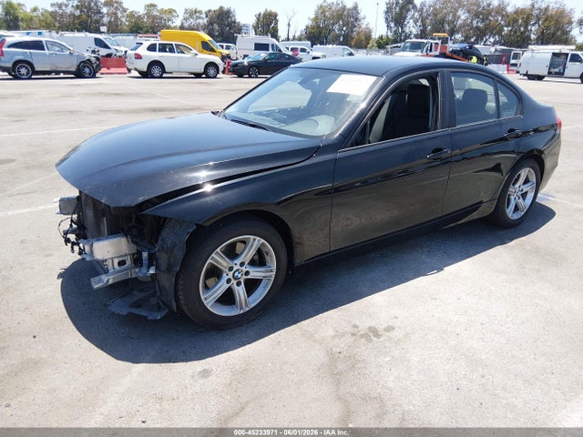 WBA3B1G57FNT01582 BMW 320i
