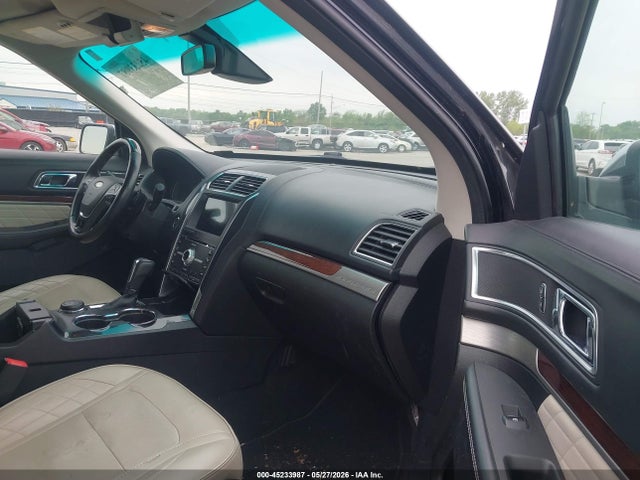 2017 Ford Explorer Platinum მანქანა იყიდება აუქციონზე, vin: 1FM5K8HT1HGA56749, აუქციონის ნომერი: 45233987