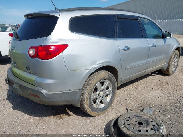 45233991 :رقم المزاد ، 1GNLRFED0AS105913 vin ، 2010 Chevrolet Traverse Lt مزاد بيع