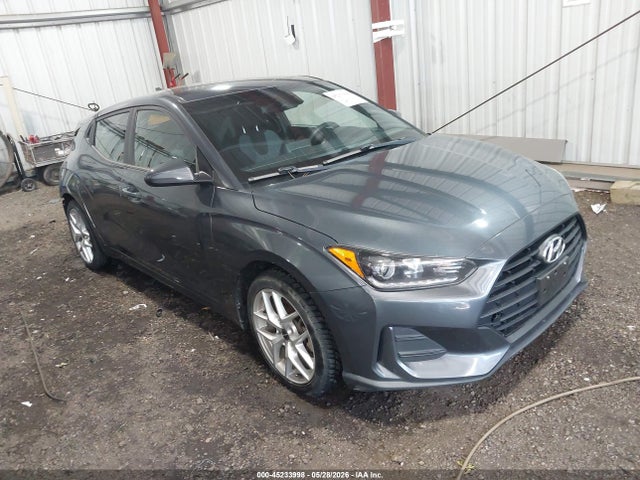 Auction sale of the 2020 Hyundai Veloster 2.0, vin: KMHTG6AF0LU031689, lot number: 45233998