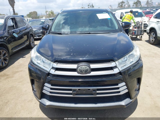Продажа на аукционе авто 2019 Toyota Highlander Xle, vin: 5TDKZRFH8KS565659, номер лота: 45234003
