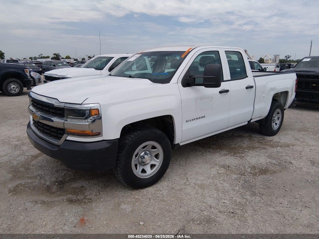 Chevrolet Silverado 1500 Wt 2017 1GCRCNEC7HZ157840 Image 2