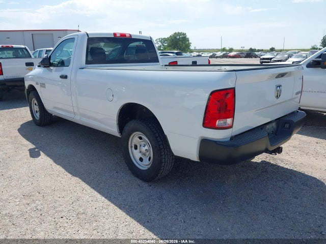 RAM 1500 2017 3C6JR7DT5HG535878 Image 3
