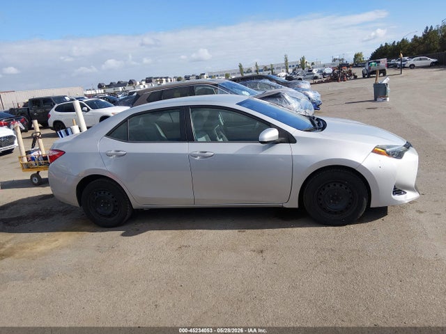 Toyota COROLLA LE 2017 5YFBURHE1HP695303 Image 14