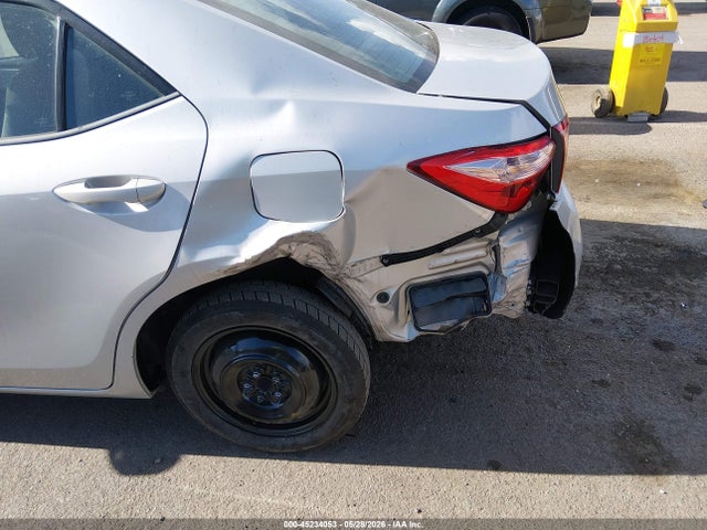 Toyota COROLLA LE 2017 5YFBURHE1HP695303 Image 6