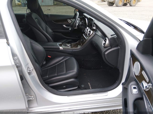 55SWF4KB5HU191943 Mercedes-Benz C 300 Sport 4matic
