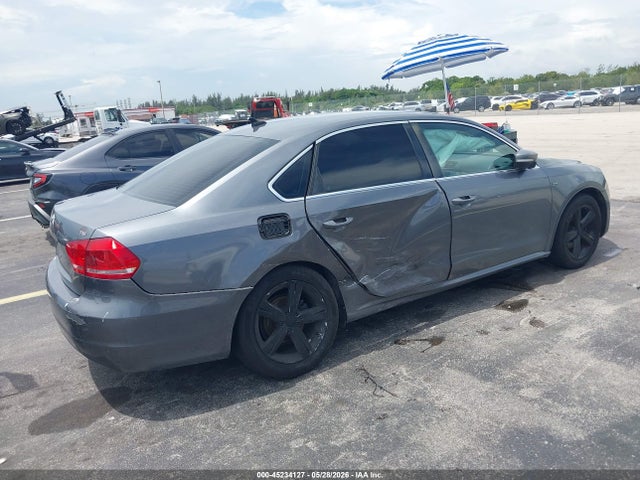2015 Volkswagen Passat 1.8t Limited Edition მანქანა იყიდება აუქციონზე, vin: 1VWAS7A39FC106614, აუქციონის ნომერი: 45234127