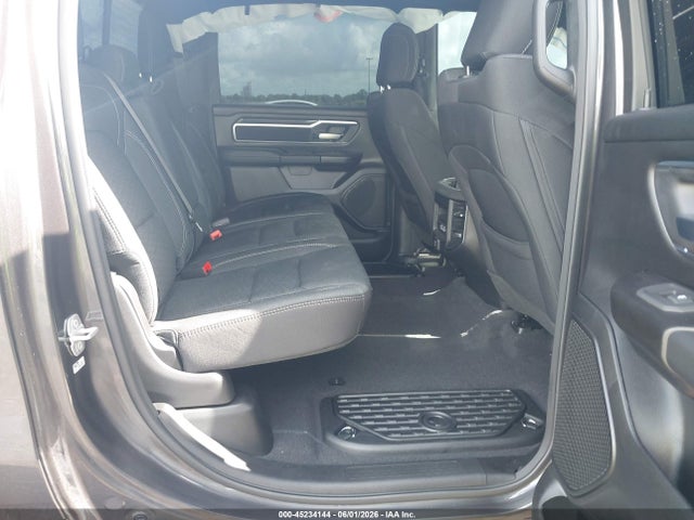 Aukcja sprzedaży 2026 Ram 1500 Big Horn  4x4 5'7 Box, vin: 1C6SRFFT0TN261100, numer aukcji: 45234144