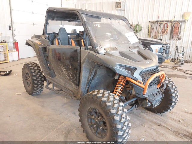 Polaris Rzr Xp 1000 Ultimate 2024 3NSNEF994RF037108 zdjęcie główne