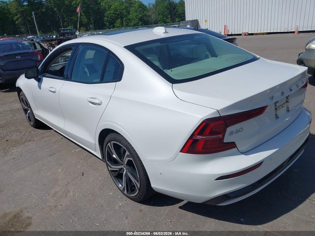 Продажа на аукционе авто 2024 Volvo S60 B5 Plus Dark Theme, vin: 7JRL12TL0RG326575, номер лота: 45234266