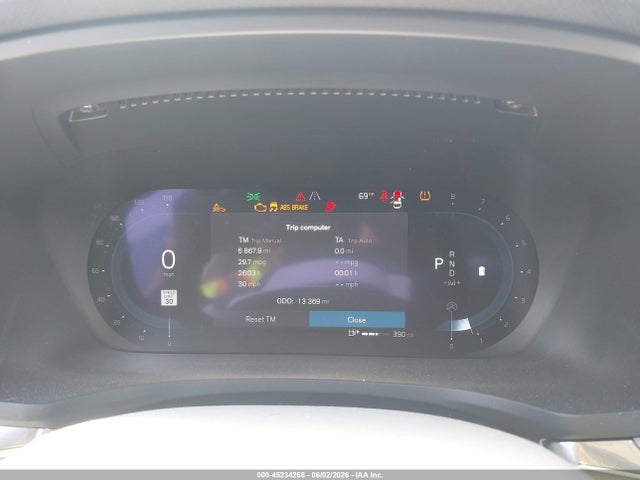 Продажа на аукционе авто 2024 Volvo S60 B5 Plus Dark Theme, vin: 7JRL12TL0RG326575, номер лота: 45234266