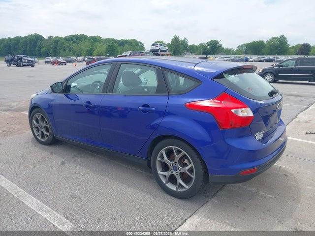 Ford FOCUS SE 2014 1FADP3K27EL373688 Image 3