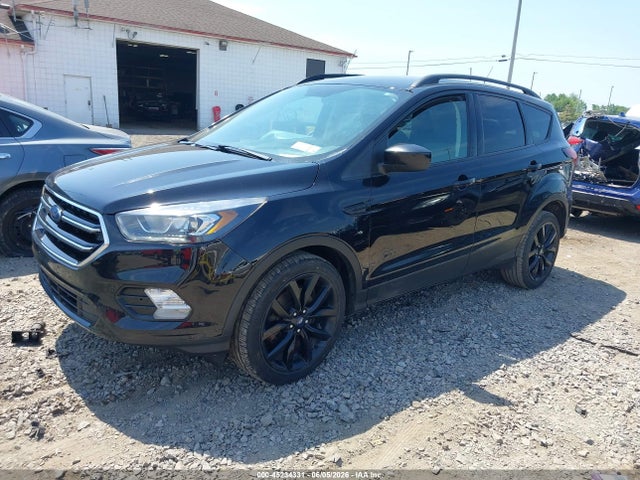 Продажа на аукционе авто 2019 Ford Escape Se, vin: 1FMCU9GD3KUA64300, номер лота: 45234331