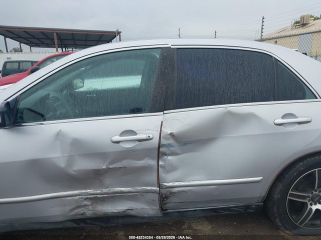 2005 Honda Accord 2.4 Lx მანქანა იყიდება აუქციონზე, vin: 1HGCM56455A009935, აუქციონის ნომერი: 45234354