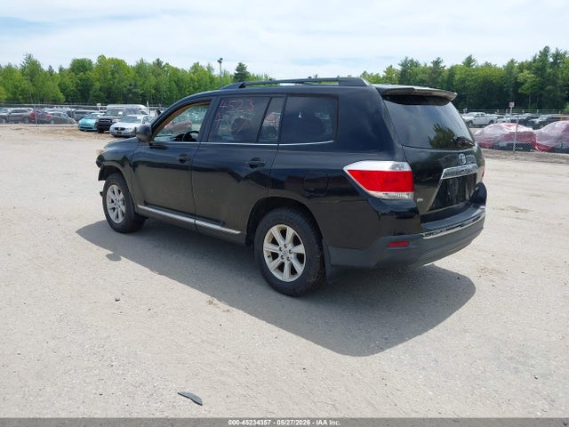 Продажа на аукционе авто 2012 Toyota Highlander Se V6, vin: 5TDBK3EH1CS109734, номер лота: 45234357