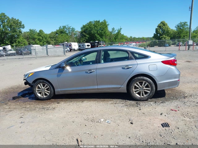 Продажа на аукционе авто 2015 Hyundai Sonata Se, vin: 5NPE24AF1FH147241, номер лота: 45234363