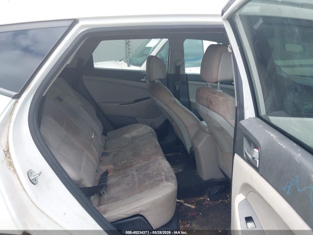 2018 Hyundai Tucson Sel მანქანა იყიდება აუქციონზე, vin: KM8J33A41JU675733, აუქციონის ნომერი: 45234371