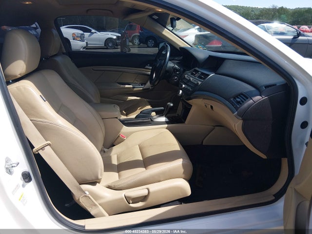 45234383 :رقم المزاد ، 1HGCS1B86AA014689 vin ، 2010 Honda Accord 2.4 Ex-l مزاد بيع