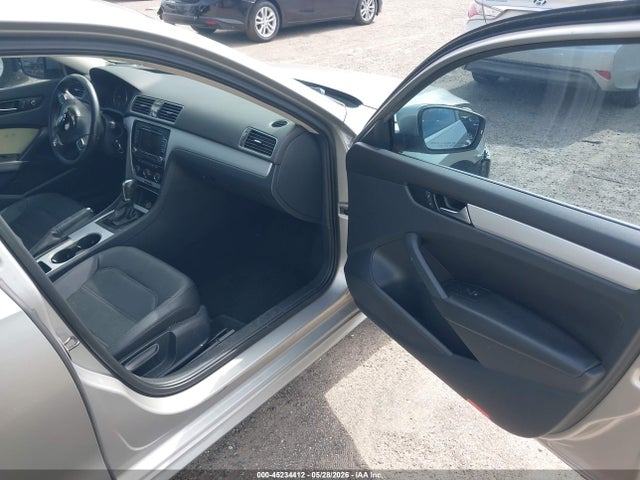 Продаж на аукціоні авто 2013 Volkswagen Passat 2.5l Se, vin: 1VWBH7A31DC101438, номер лоту: 45234412