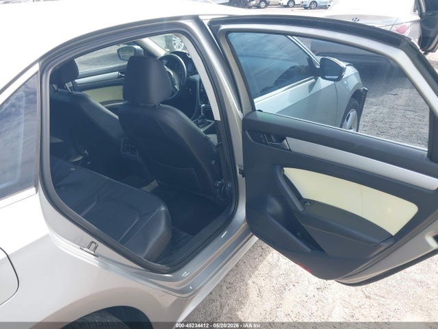 Продаж на аукціоні авто 2013 Volkswagen Passat 2.5l Se, vin: 1VWBH7A31DC101438, номер лоту: 45234412