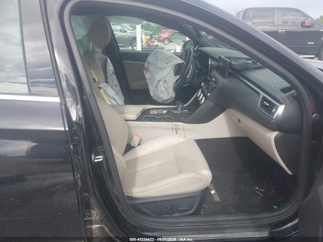Продаж на аукціоні авто 2023 Genesis G70 2.0t Rwd, vin: KMTG34TA6PU124702, номер лоту: 45234423
