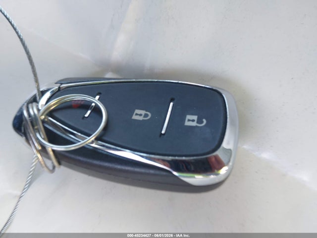 3GNAXUEV8NL200332 Chevrolet Equinox Awd Lt
