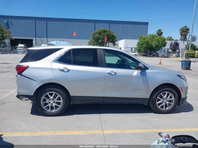 3GNAXUEV8NL200332 Chevrolet Equinox Awd Lt