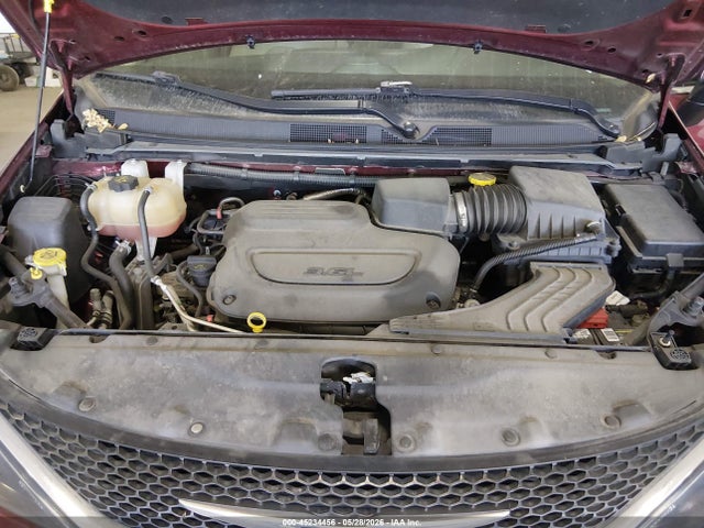 45234456 :رقم المزاد ، 2C4RC1DG4MR542919 vin ، 2021 Chrysler Voyager Lxi مزاد بيع