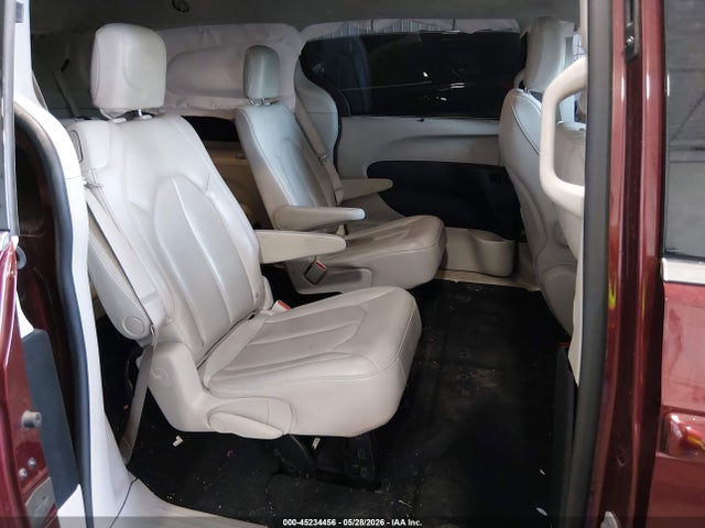45234456 :رقم المزاد ، 2C4RC1DG4MR542919 vin ، 2021 Chrysler Voyager Lxi مزاد بيع