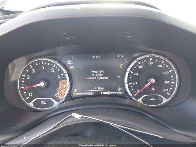 2023 Jeep Renegade Upland 4x4 მანქანა იყიდება აუქციონზე, vin: ZACNJDB1XPPP70515, აუქციონის ნომერი: 45234458