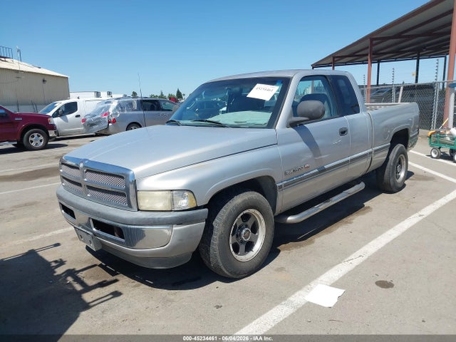 45234461 :رقم المزاد ، 1B7HC13Y1WJ198303 vin ، 1998 Dodge Ram 1500 St مزاد بيع