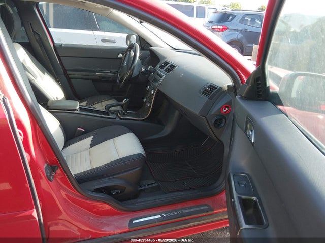 Продаж на аукціоні авто 2011 Volvo V50 T5/t5 R-design, vin: YV1672MW0B2604763, номер лоту: 45234485