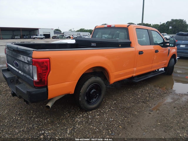 Продаж на аукціоні авто 2018 Ford F-350 Xl, vin: 1FT8W3A68JEB76272, номер лоту: 45234490