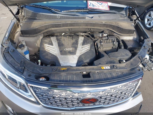 45234522 :رقم المزاد ، 5XYKW4A71FG637668 vin ، 2015 Kia Sorento Limited V6 مزاد بيع