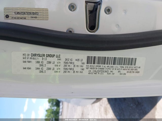 2014 Jeep Compass Latitude მანქანა იყიდება აუქციონზე, vin: 1C4NJCEA7ED618423, აუქციონის ნომერი: 45234525
