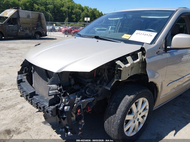 45234526 :رقم المزاد ، 2C4RC1BG9GR121835 vin ، 2016 Chrysler Town & Country Touring مزاد بيع