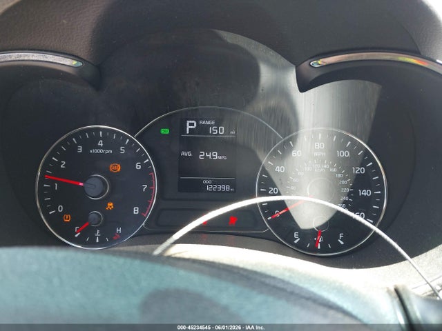 3KPFK4A75JE218497 KIA FORTE LX