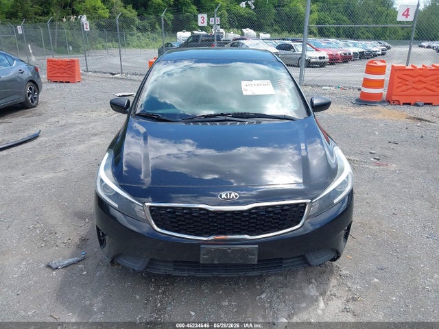 45234546 :رقم المزاد ، 3KPFL4A76JE172966 vin ، 2018 Kia Forte Lx مزاد بيع