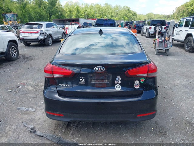 45234546 :رقم المزاد ، 3KPFL4A76JE172966 vin ، 2018 Kia Forte Lx مزاد بيع